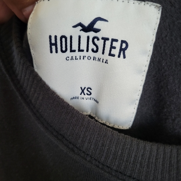 Hollister Hoodie Crewneck - Picture 2 of 3
